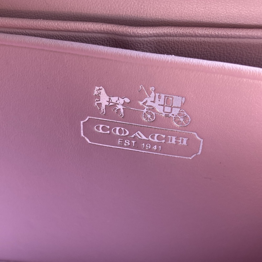 COACH Essential Slim Zip Around Women’s Wallet - Picture 5 of 5